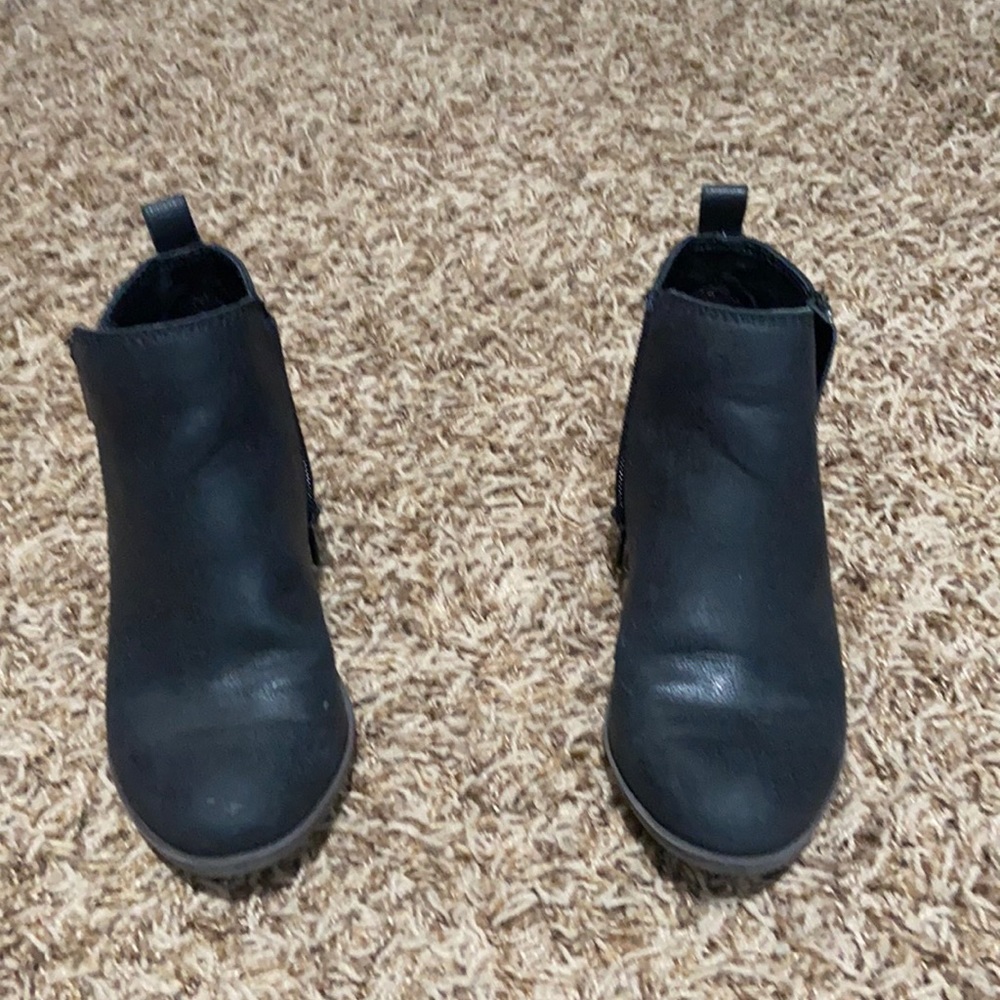 Size 13 girls black booties.  Zippers on both sides.